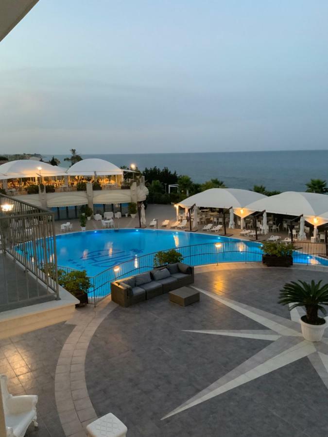 Grand Hotel Balestrieri Torre Melissa Exterior photo